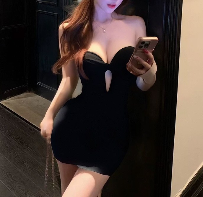 靓丽淘女郎性感连衣裙照片