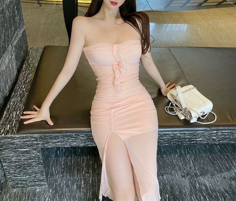 妩媚嫩模性感连衣裙私拍