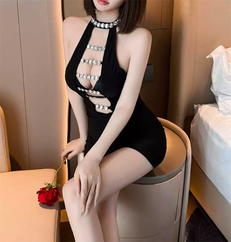 妩媚女神性感连衣裙图片